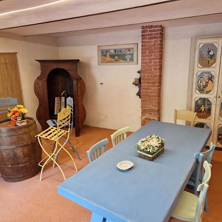 Mister Barolo Apartments Langhe โนเวลโล ภายนอก รูปภาพ