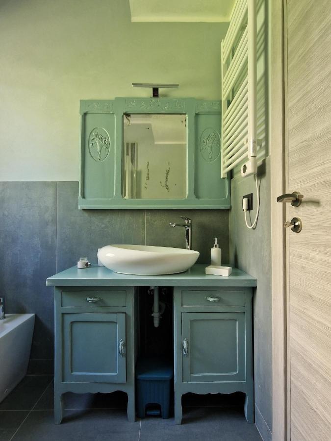 Mister Barolo Apartments Langhe โนเวลโล ภายนอก รูปภาพ