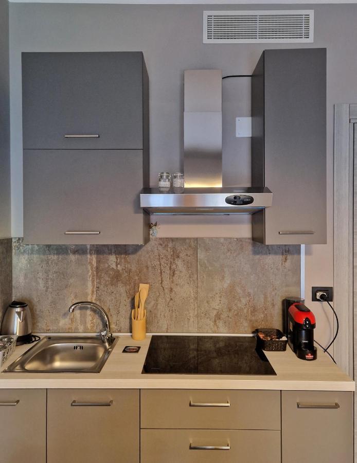 Mister Barolo Apartments Langhe โนเวลโล ภายนอก รูปภาพ