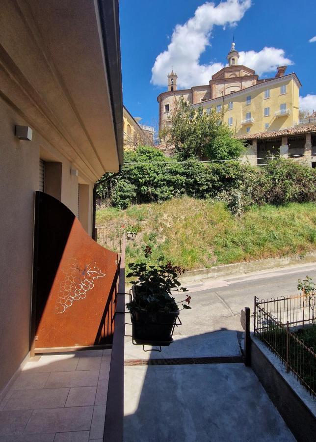 Mister Barolo Apartments Langhe โนเวลโล ภายนอก รูปภาพ