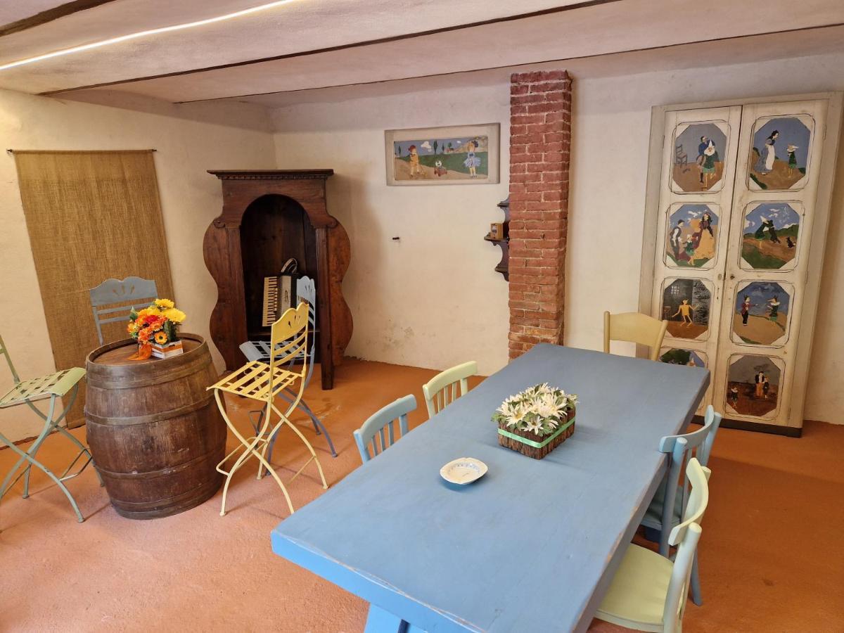 Mister Barolo Apartments Langhe โนเวลโล ภายนอก รูปภาพ