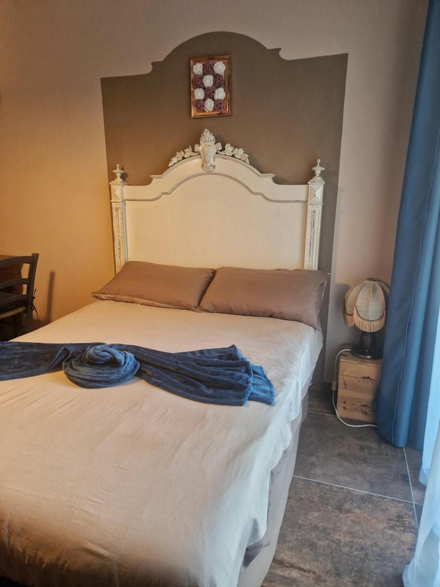 Mister Barolo Apartments Langhe โนเวลโล ภายนอก รูปภาพ